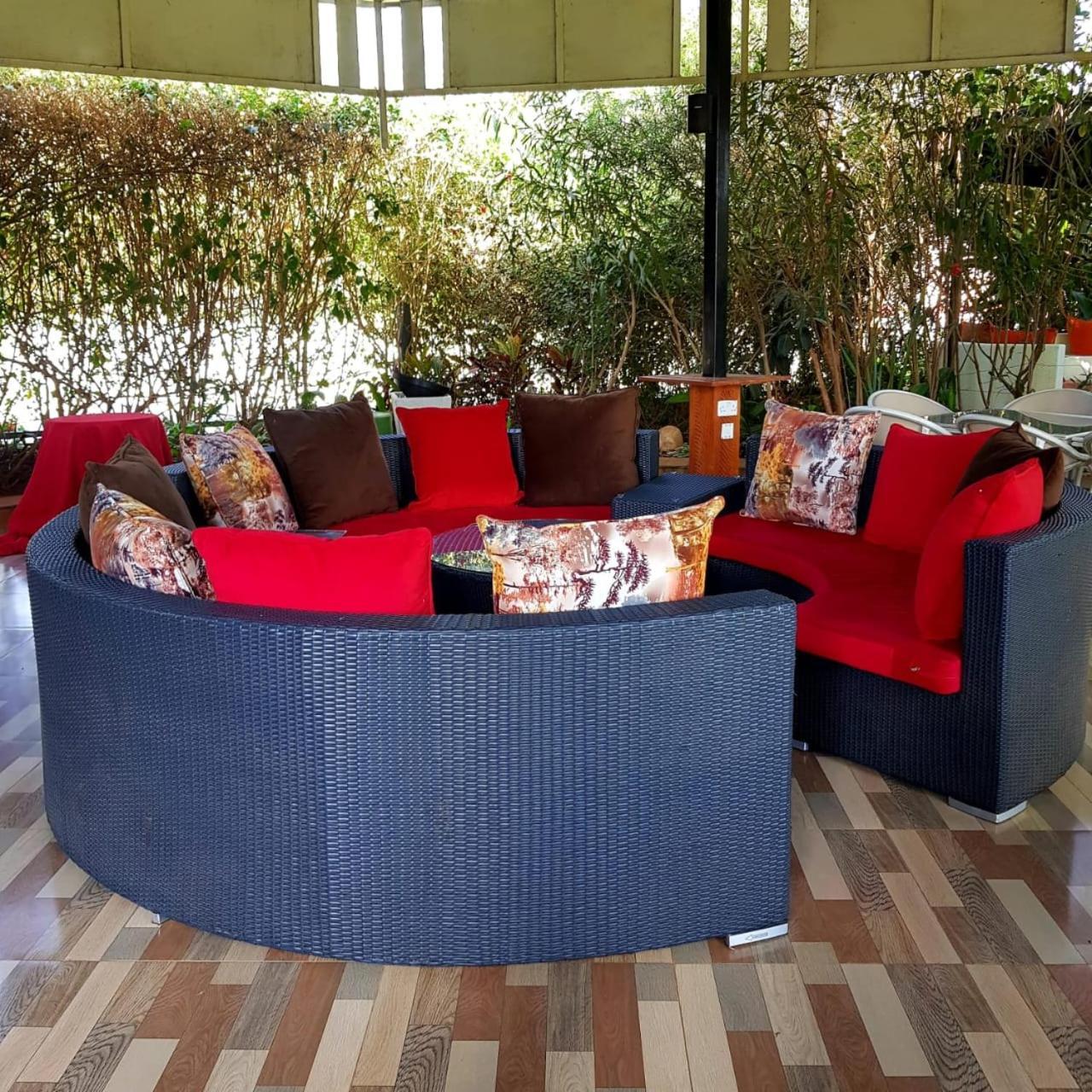 Hotel Asyana Gardens Ongata Rongai Esterno foto